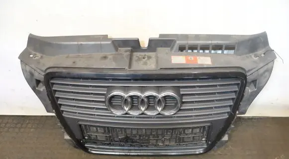 Audi A3 S3 8P Front grill
