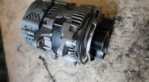Chevrolet Captiva Generator/alternator 6578