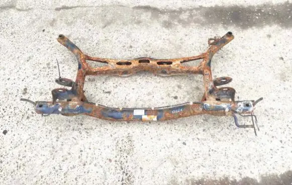 Volkswagen Golf V Rear subframe 