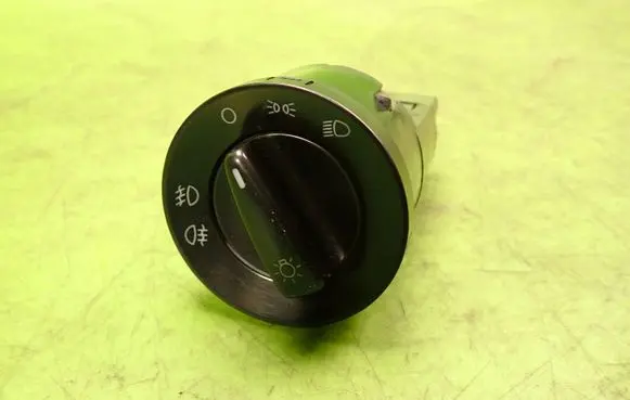 Skoda Fabia Mk2 (5J) Headlight wiper switch 1U941531D