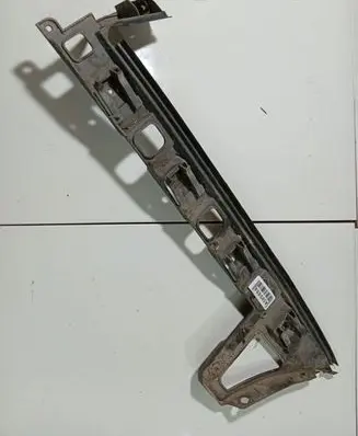 Volkswagen PASSAT B6 Rear bumper mounting bracket 3C5807394