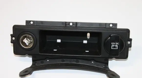 Jeep Grand Cherokee 12 V Socket (front) 