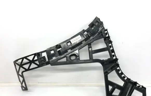 Mercedes-Benz GLE W167 Rear bumper mounting bracket A1678802107