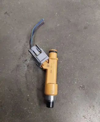 Nissan Pixo Fuel injector 008092614