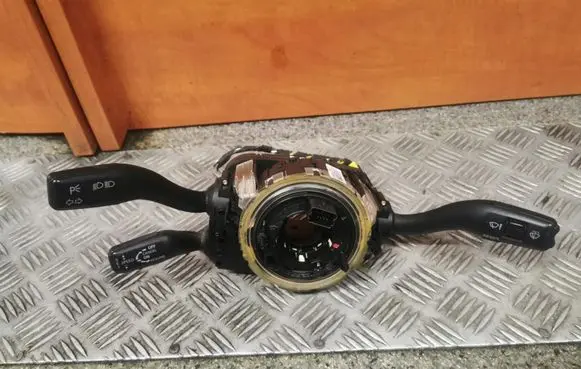 Audi A8 S8 D3 4E Airbag slip ring squib (SRS ring) 4E0953541A