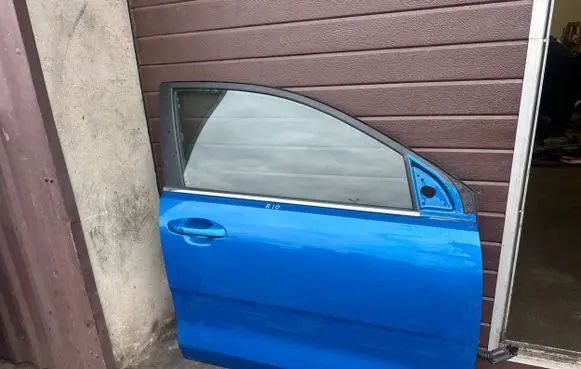 KIA Rio Front door