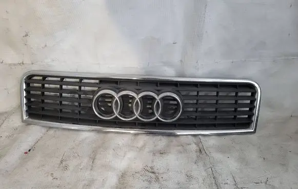 Audi A4 S4 B6 8E 8H Front bumper upper radiator grill 8E0853651