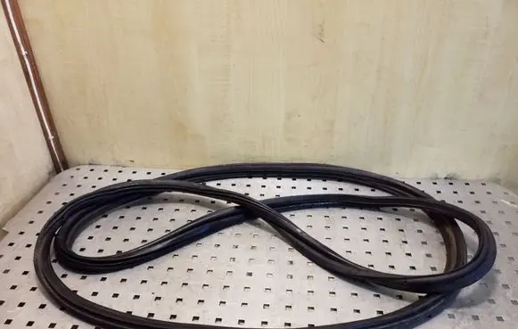 Peugeot 508 Trunk rubber seal (body) 