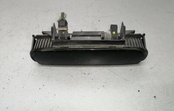 Audi A8 S8 D2 4D Front door exterior handle 4B0839885