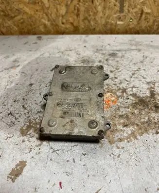 Mercedes-Benz E W211 Headlight ballast module Xenon A0028202426 5DF00827900