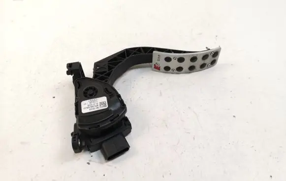 Audi A5 8T 8F Accelerator throttle pedal 8K1723523