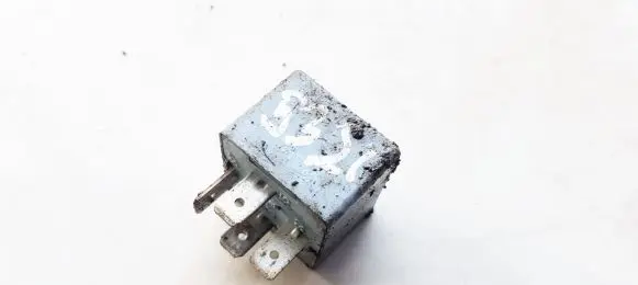 Volkswagen Golf IV Other relay 141951253B