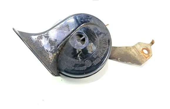 Mazda 3 I Horn signal 0032018
