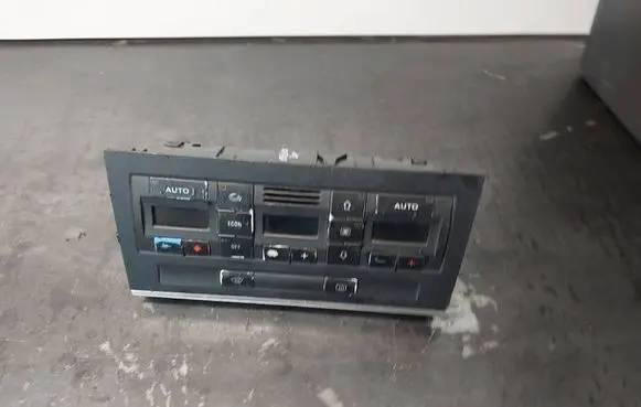 Audi A4 S4 B6 8E 8H Climate control/heater control trim 8E0820043