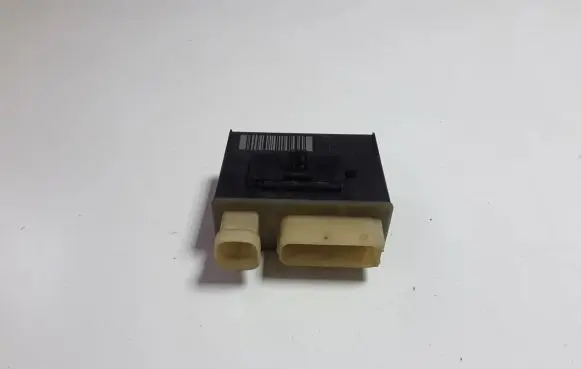 Coolant fan relay