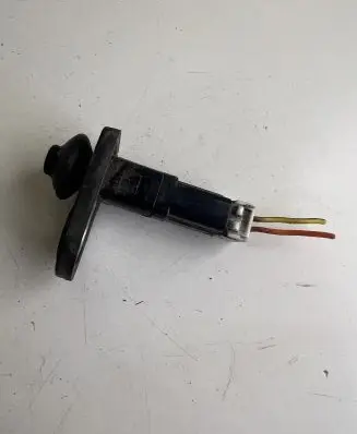 Hyundai Santa Fe Front door sensor 