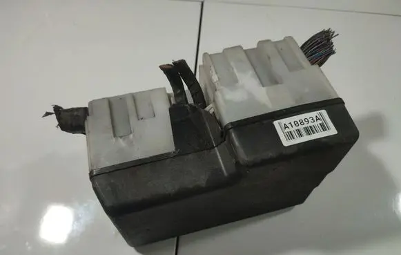 Mazda 5 Fuse box set