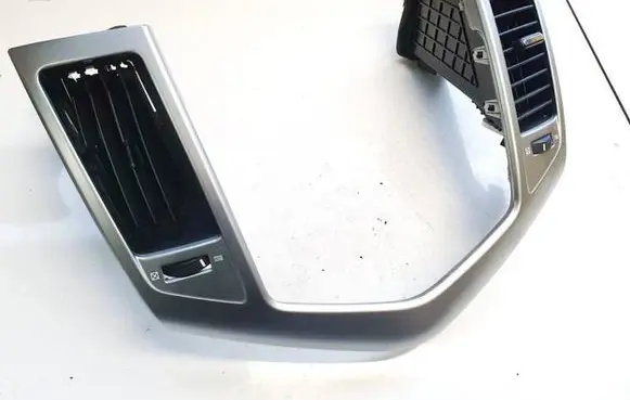 Chevrolet Cruze Dash center air vent grill 95999100 95999099
