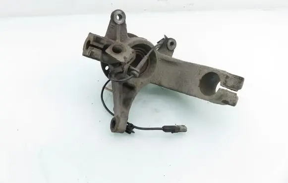Renault Megane II Front wheel hub spindle knuckle 