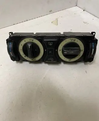 Mercedes-Benz CLK A208 C208 Climate control unit 1708300885