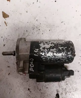 Volkswagen Polo Starter motor 0001107025