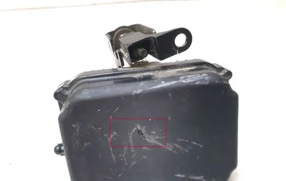 Toyota RAV 4 (XA40) Distronic sensor radar 8821047090
