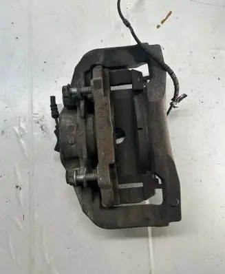 BMW 7 F01 F02 F03 F04 Front brake caliper