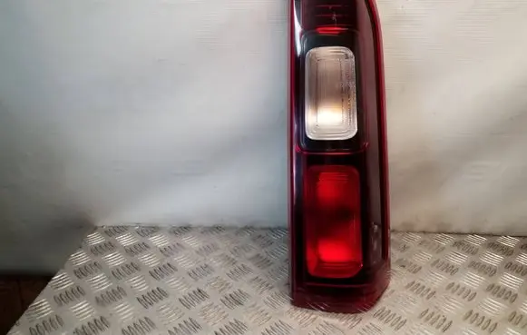 Renault Trafic III (X82) Rear/tail lights 265504656R 93867969