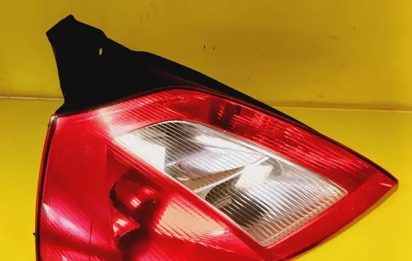 Rear/tail lights