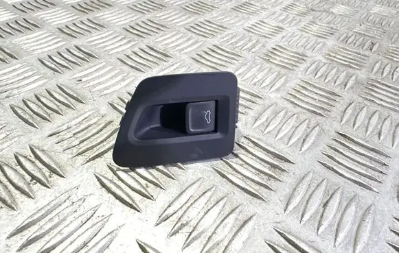 Volkswagen PASSAT B8 Tailgate opening switch 3G0959831