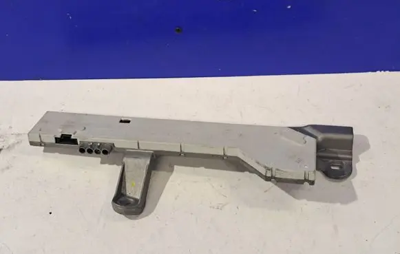Mercedes-Benz CLS C219 Aerial antenna amplifier A2198200089