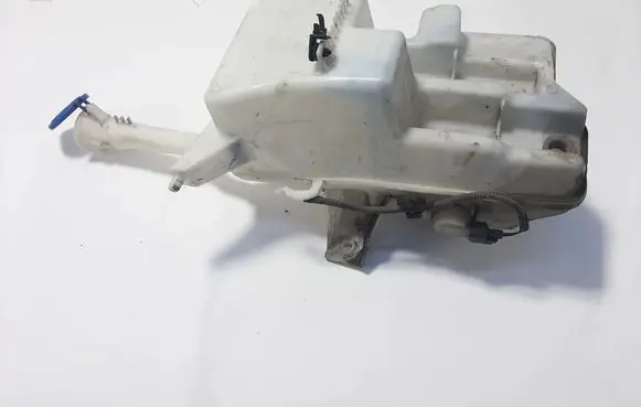 Volvo V40 Windshield washer fluid reservoir/tank 31276094 31276095