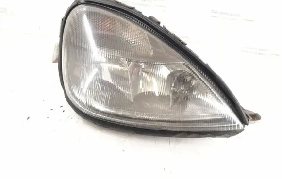 Mercedes-Benz A W168 Headlight/headlamp 1688200261 1688201061