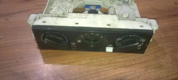 Mitsubishi Space Star Climate control unit mr262492