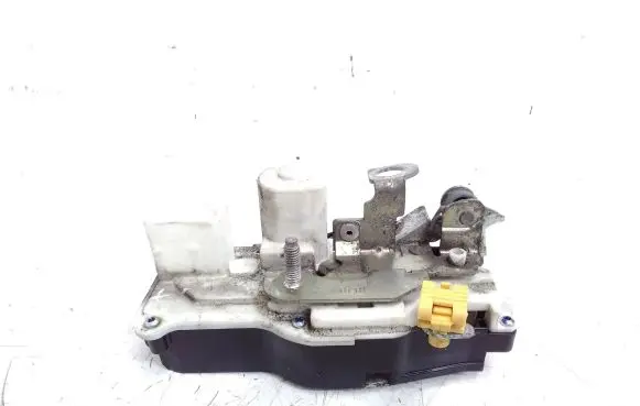 Cadillac CTS Front door lock R25876541