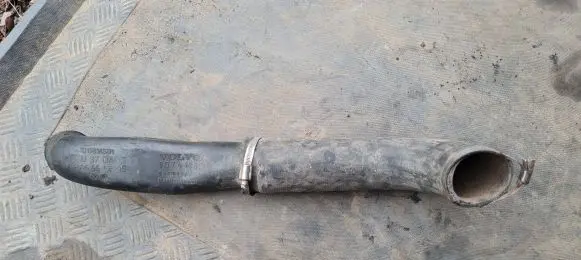 Volvo V50 Intercooler hose/pipe 30741212
