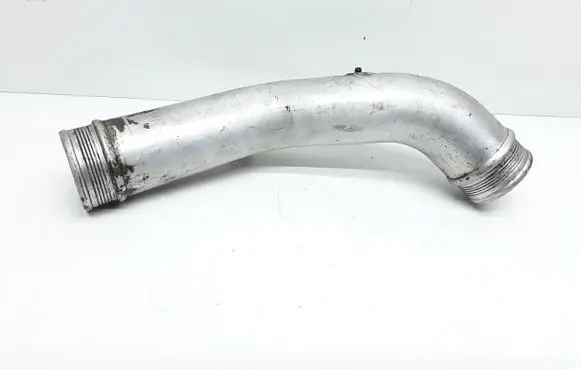 Volvo XC70 Intercooler hose/pipe
