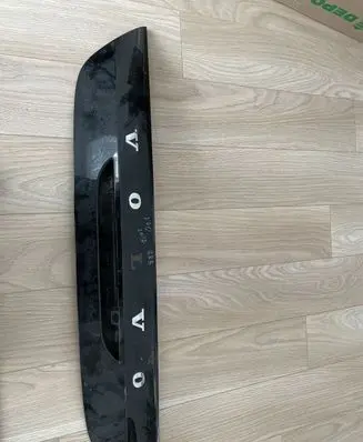 Volvo V40 Trunk door license plate light bar 