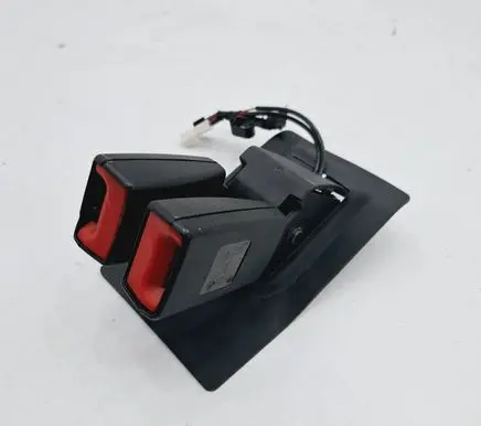 Mini One - Cooper Coupe R56 Rear seatbelt buckle