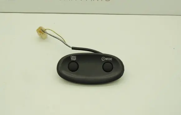 Toyota Yaris Cruise control switch D141