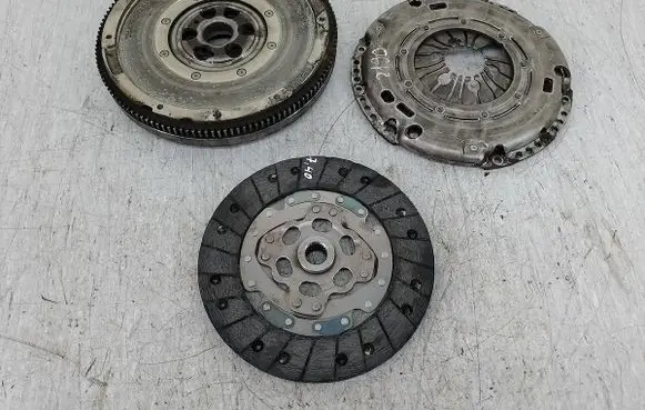 Audi A3 S3 8L Dual mass flywheel 