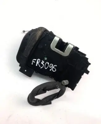 KIA Sportage Front door lock 813203U010