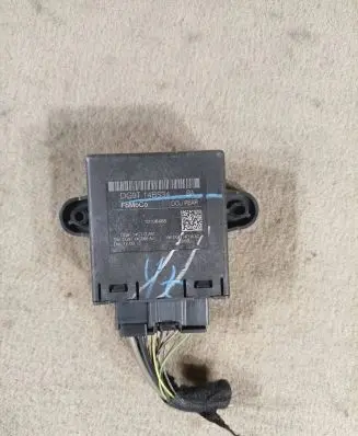 Ford Fusion II Door control unit/module DG9T-14B534