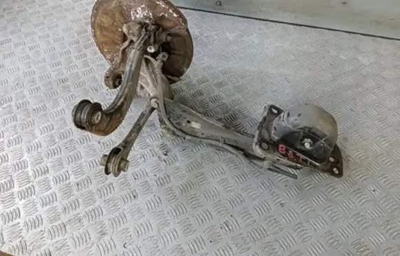 Volkswagen PASSAT B8 Stub axle 