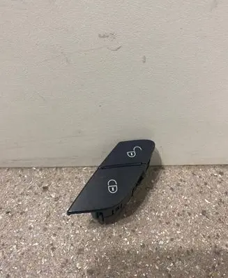 Mercedes-Benz R W251 Central locking switch button A2518200910