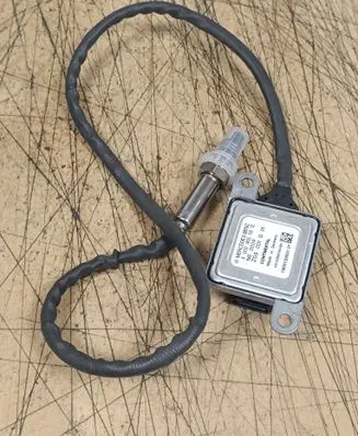 Mercedes-Benz ML W166 Lambda probe sensor A0009055812