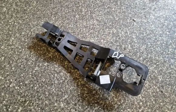 Front door exterior handle/bracket