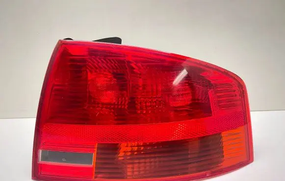 Audi A4 S4 B7 8E 8H Rear/tail lights 8E5945096