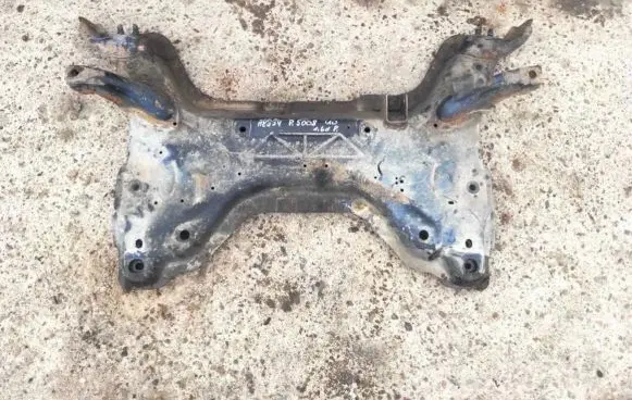 Peugeot 5008 Front subframe