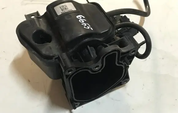 Opel Zafira C EGR valve cooler 55577443